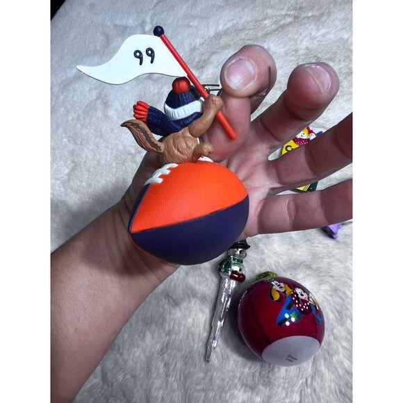 Disney Set Of 6 Christmas Tree Ornaments Featuring Disney & Crayola Hallmark The - Picture 15 of 15